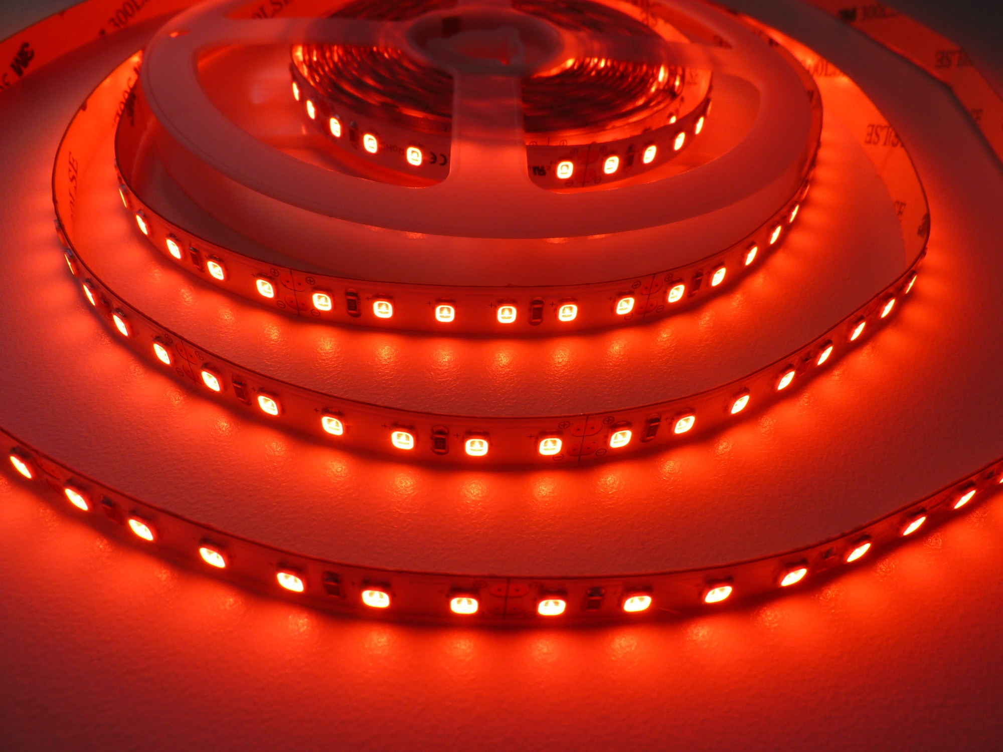 LED pásek 24HQ12096 vnitřní záruka 3 roky Červená