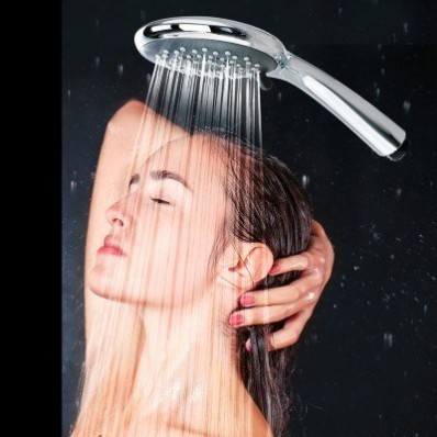 Sprchová hlavice pro úsporu vody